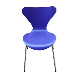 Chaise papillon série 7 d'Arne Jacobsen
