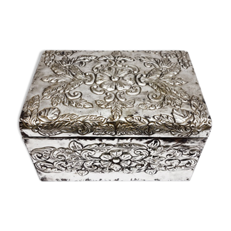 Decorated hammered metal box