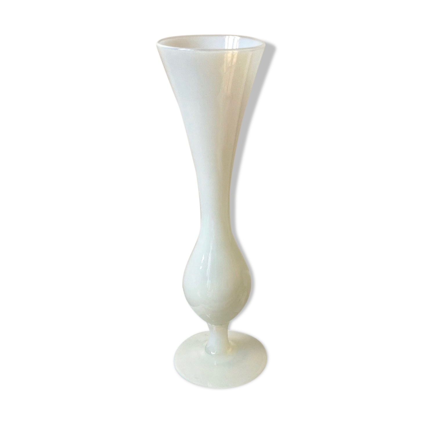 Vase en opaline