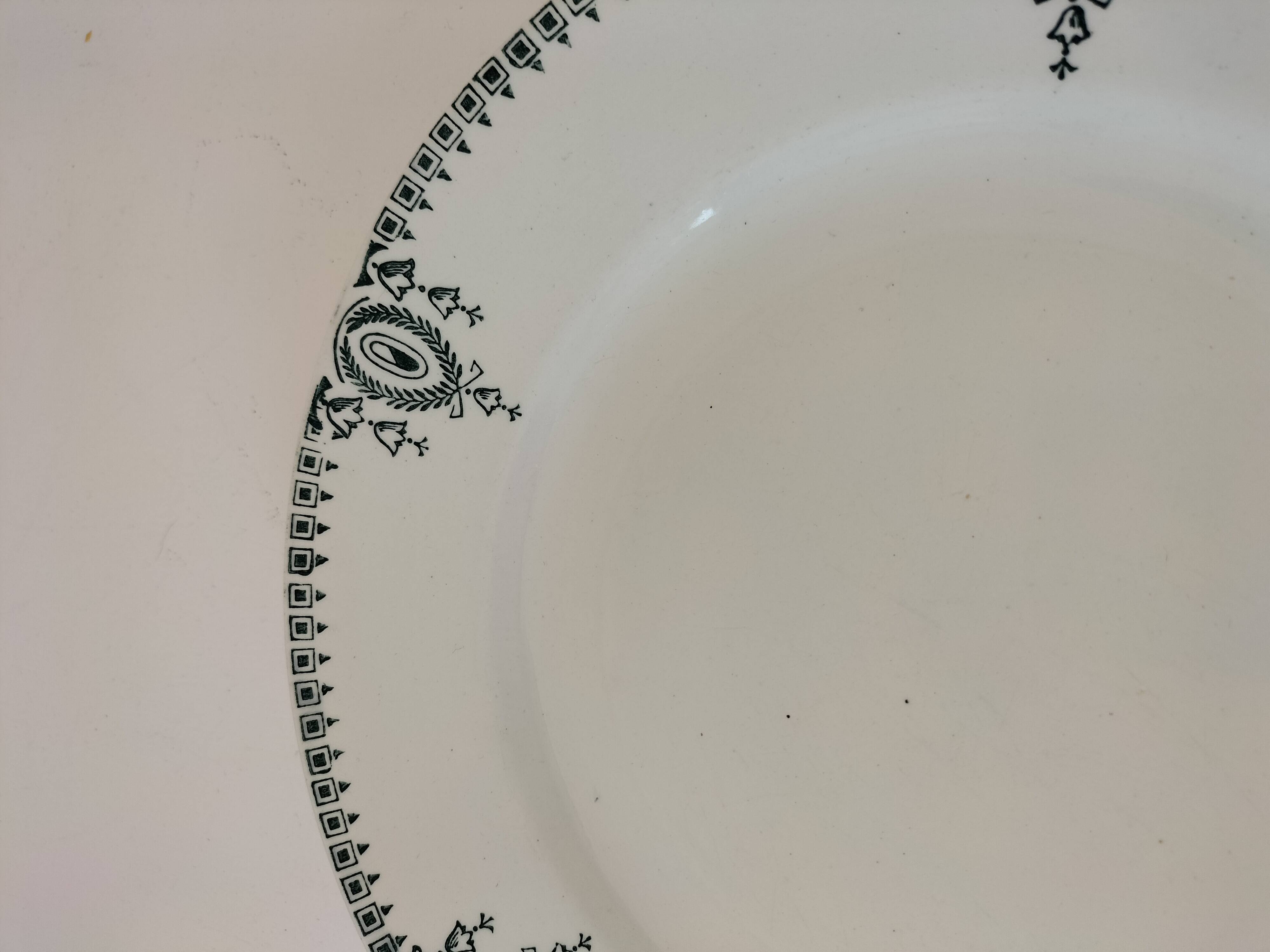 Saint Amand vintage plate