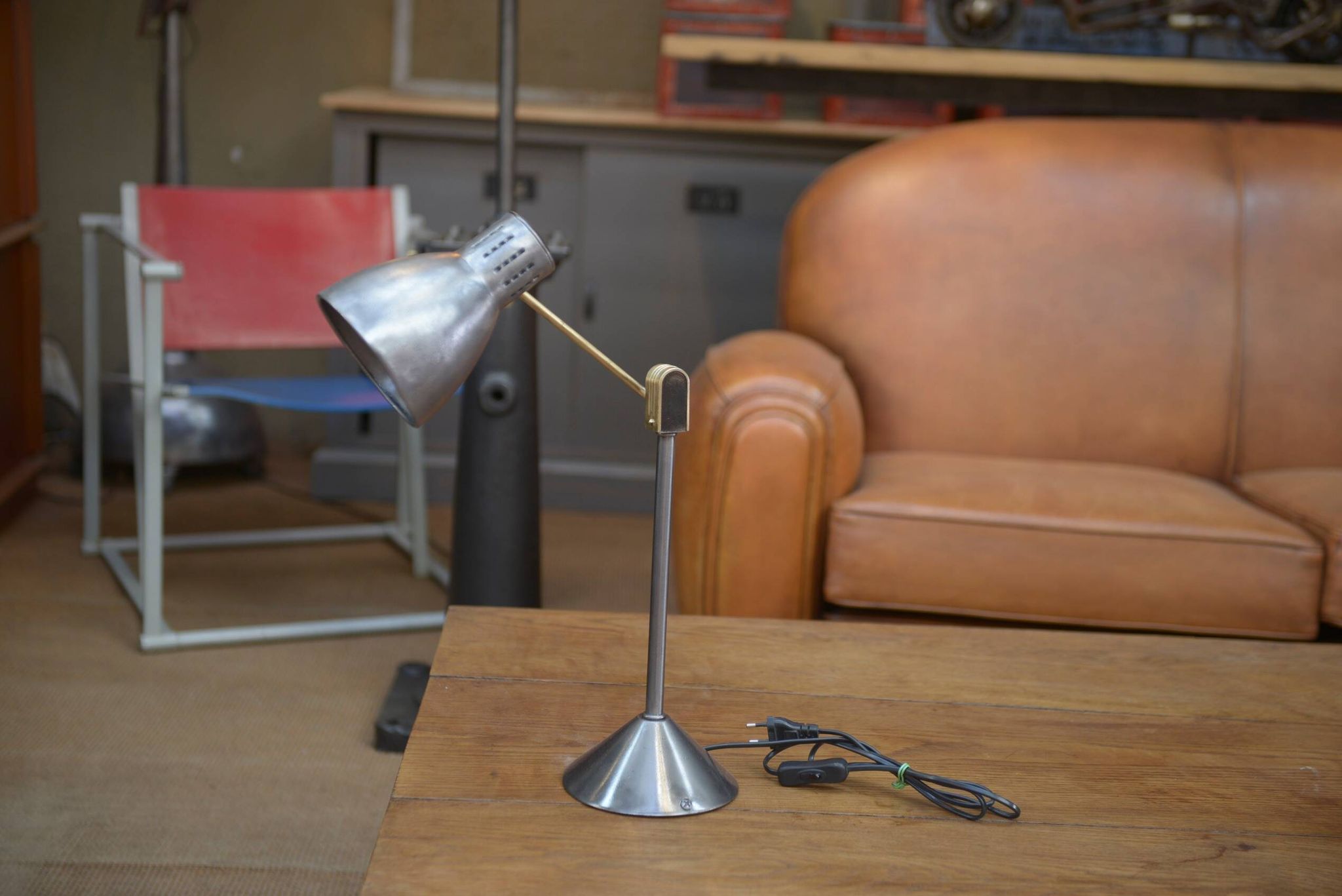 JUMO lamp model 800s by Yves Jujeau, Pierre and André Mounique 1950