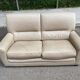 2/3-seater sofa in genuine beige leather by Roche Bobois. Very good condition, great comfort.