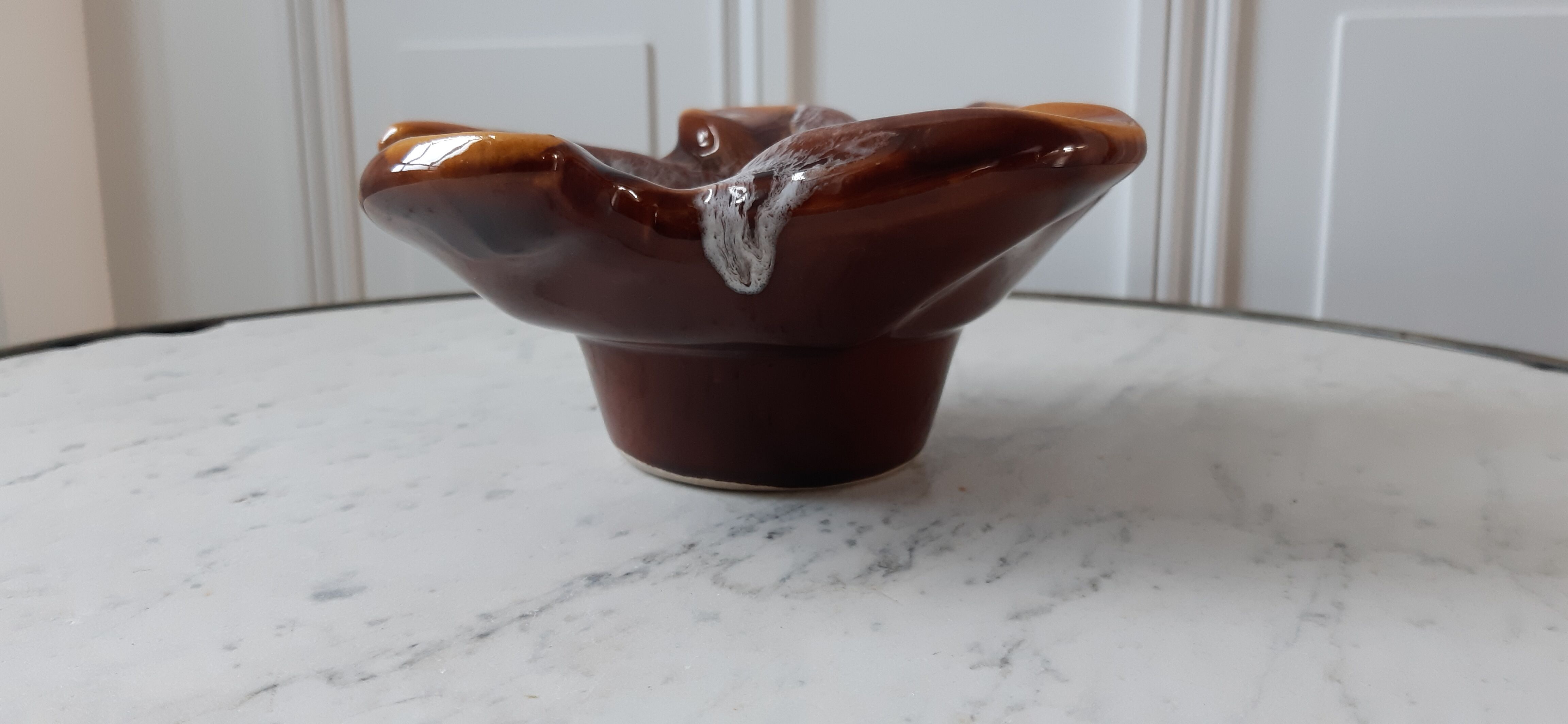 Empty ceramic pocket 70s