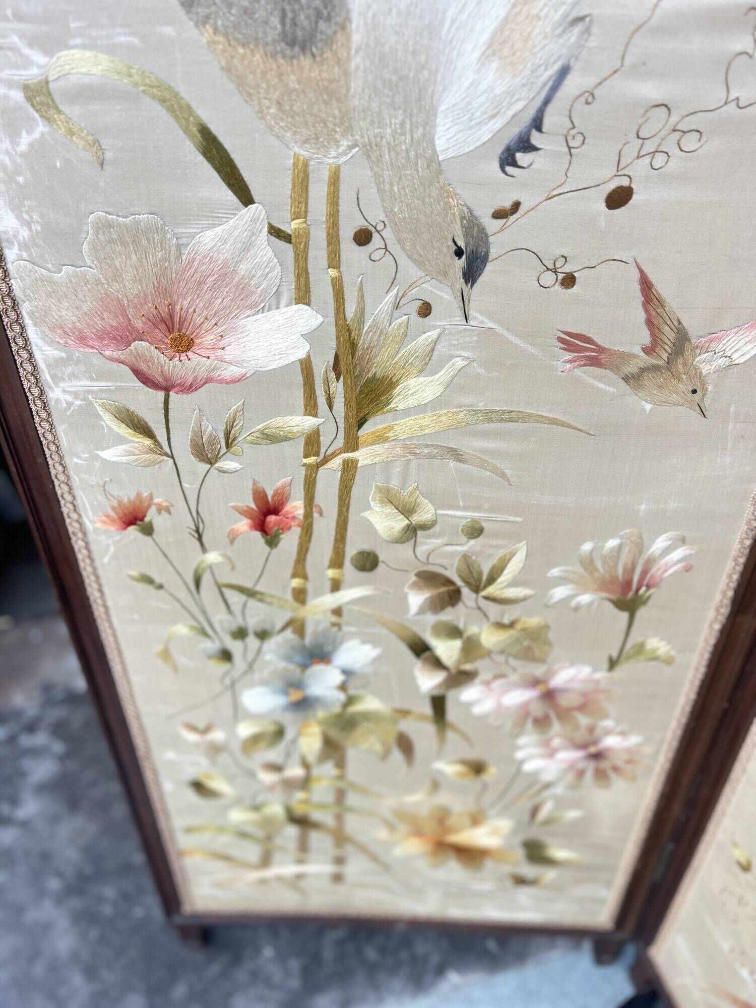 Paravent de Style Louis XVI , bois et soie
