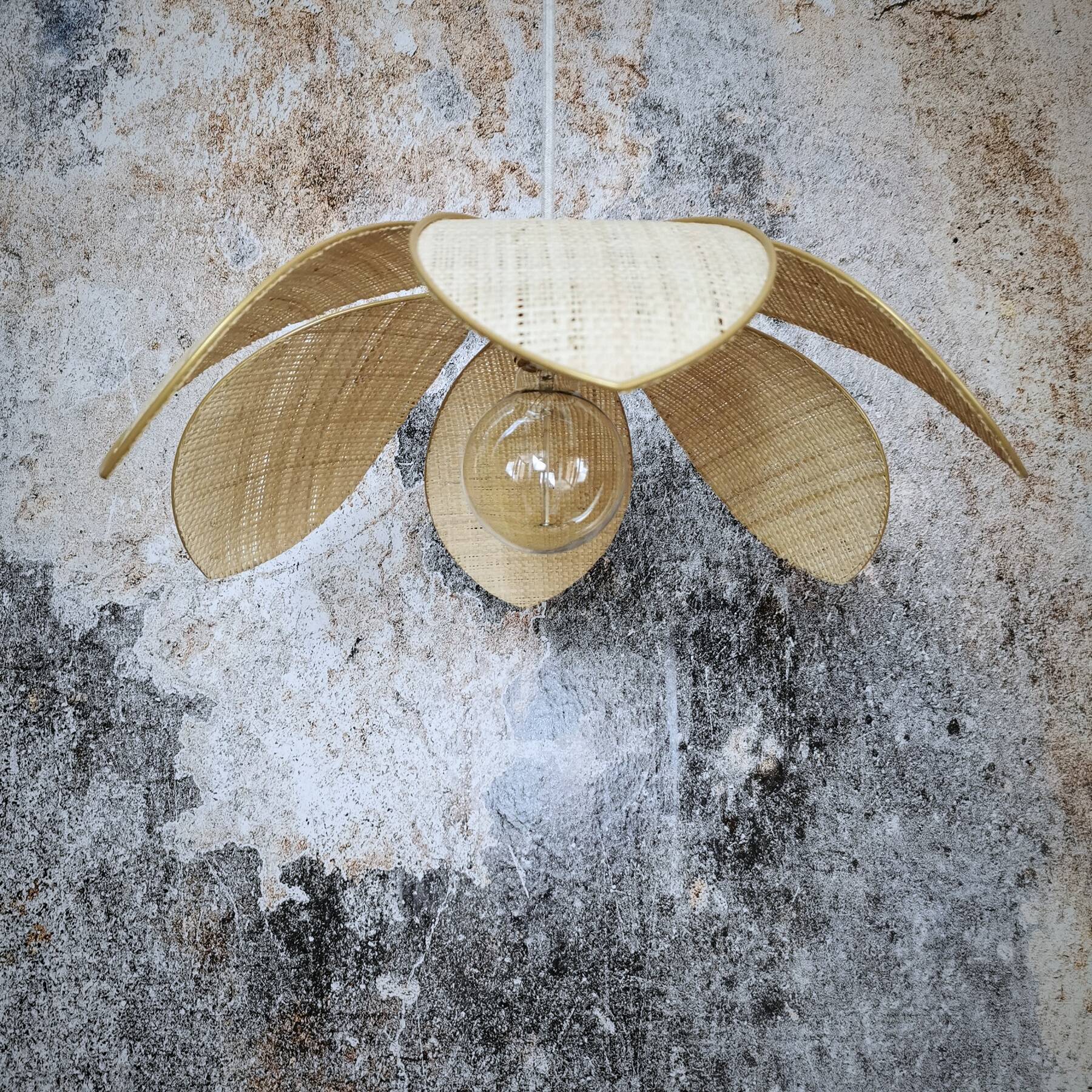 Flower suspension metal structure, 6 raffia petals