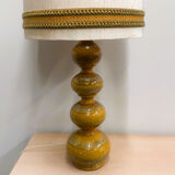 Lampe de table sculpturale vintage allemande Kaiser Leuchten des années 1970, grand modèle en céramique moutarde