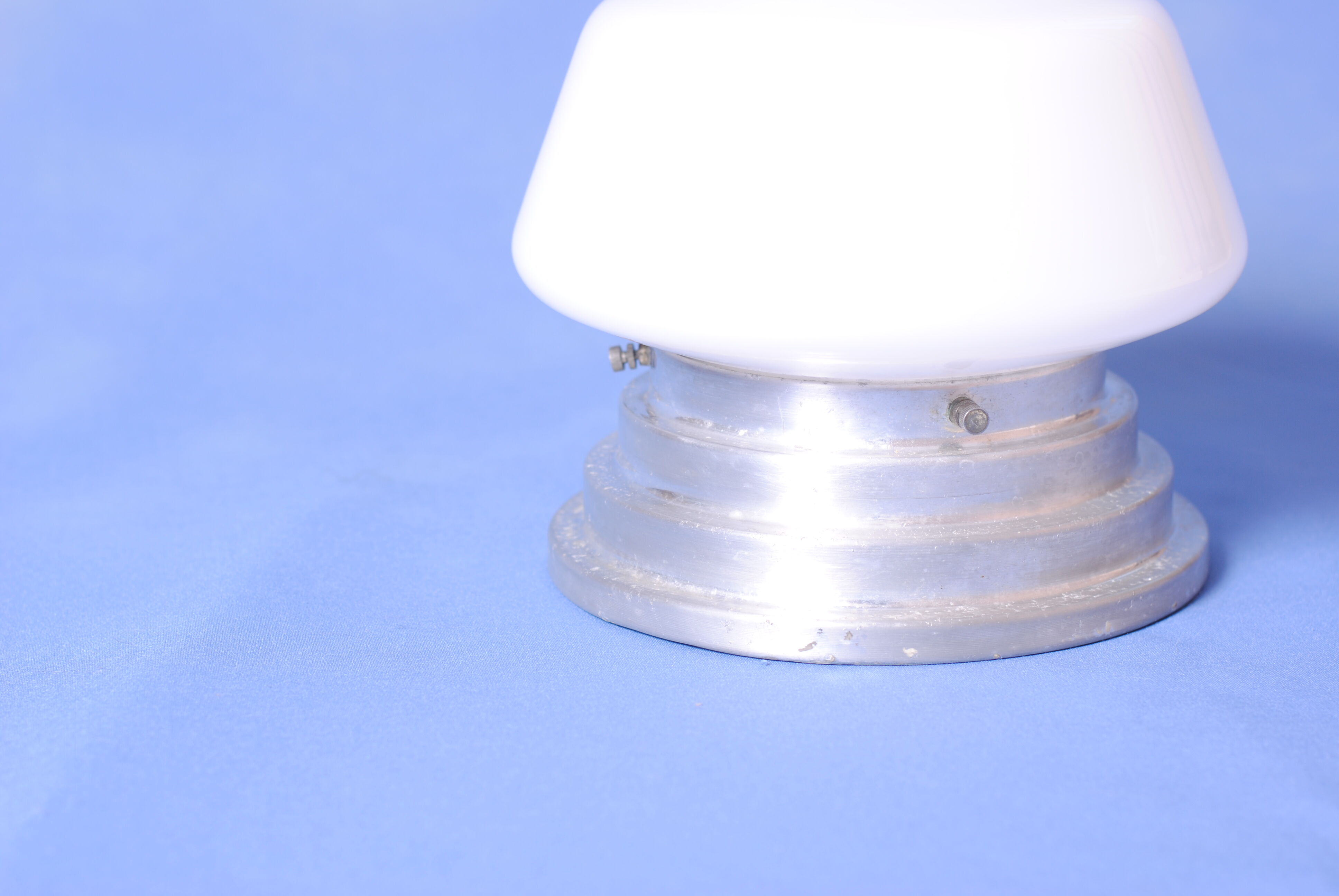 Industrial ceiling light