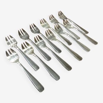 Box of 12 oyster forks from the ERCUIS brand in silver metal in art deco style