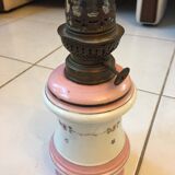 Ancienne lampe à pétrole en céramique