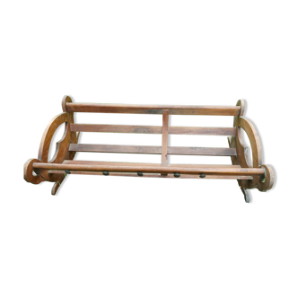 Cradle with rocking in merissary