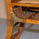 Chaise pliante militaire rare circa 1890 en fruitwood massif avec ferrure en laiton