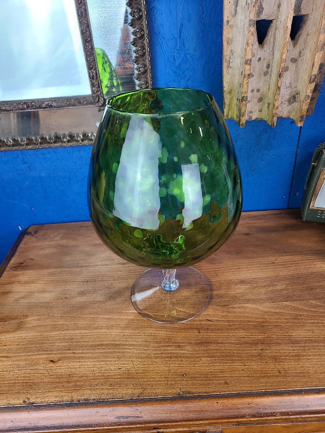 Vase vert, en verre empoli vintage