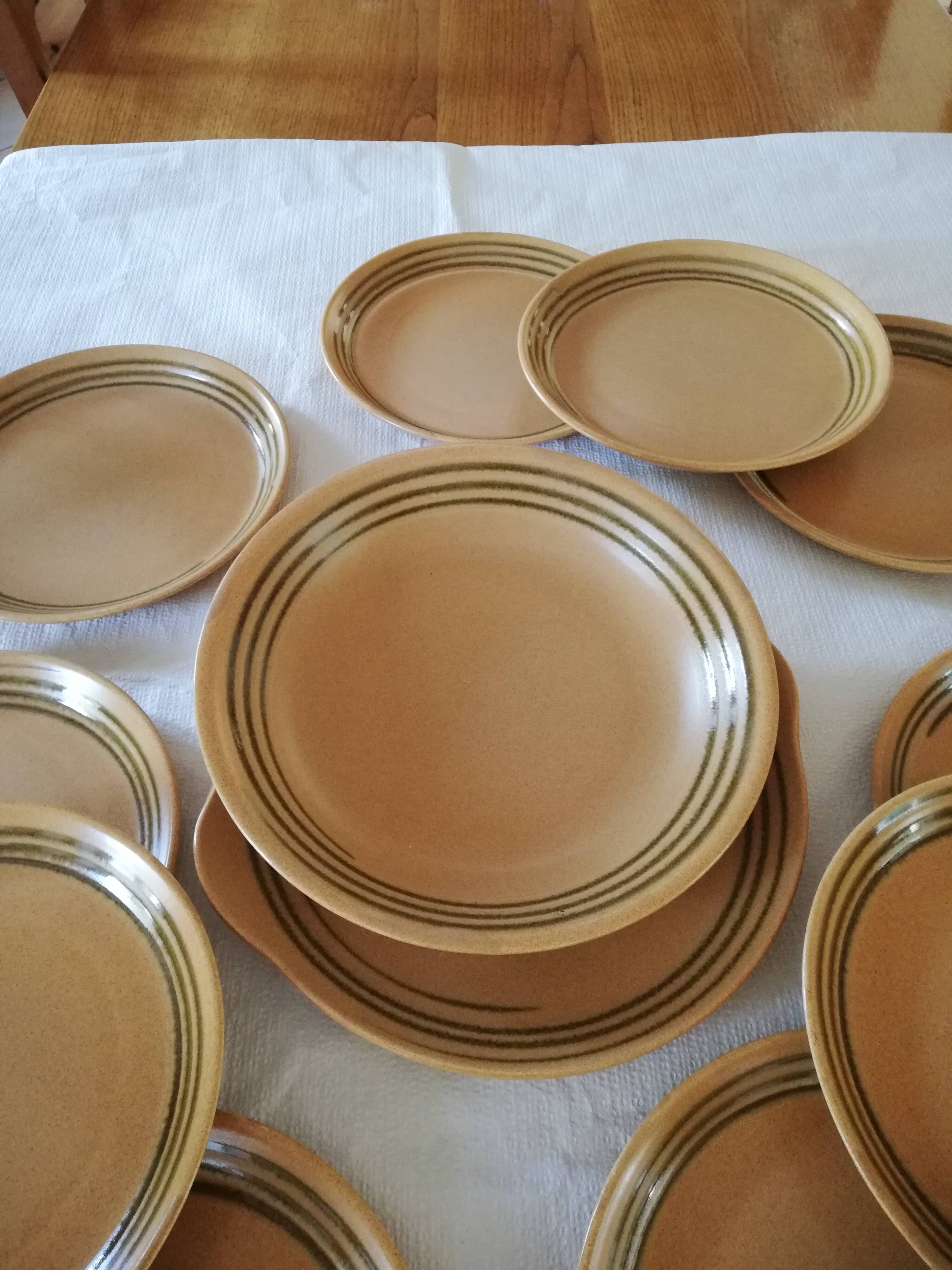 Sarreguemines stoneware service