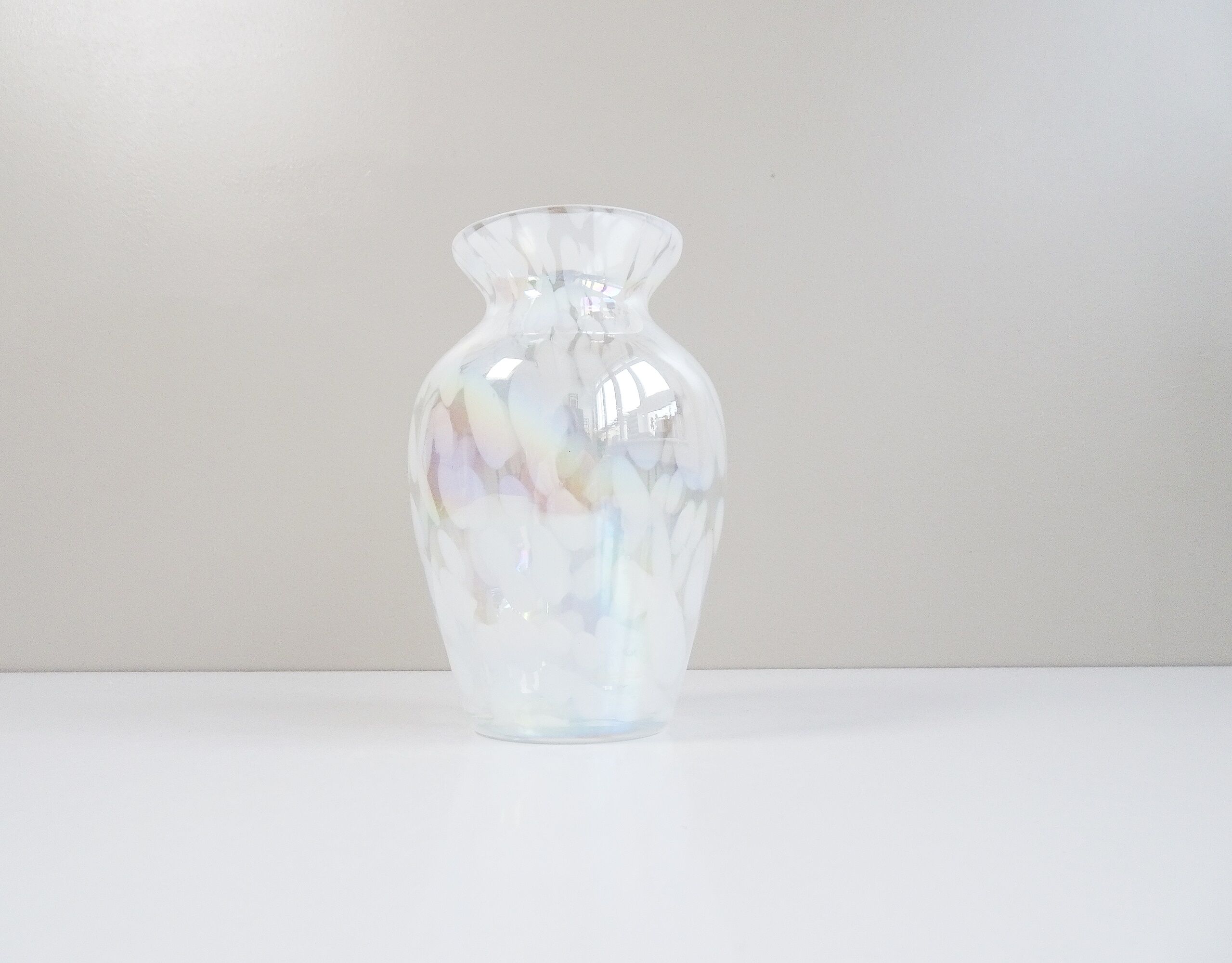 Glass vase iridescent, 80s