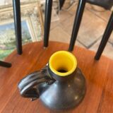 Two-tone ceramic bottle