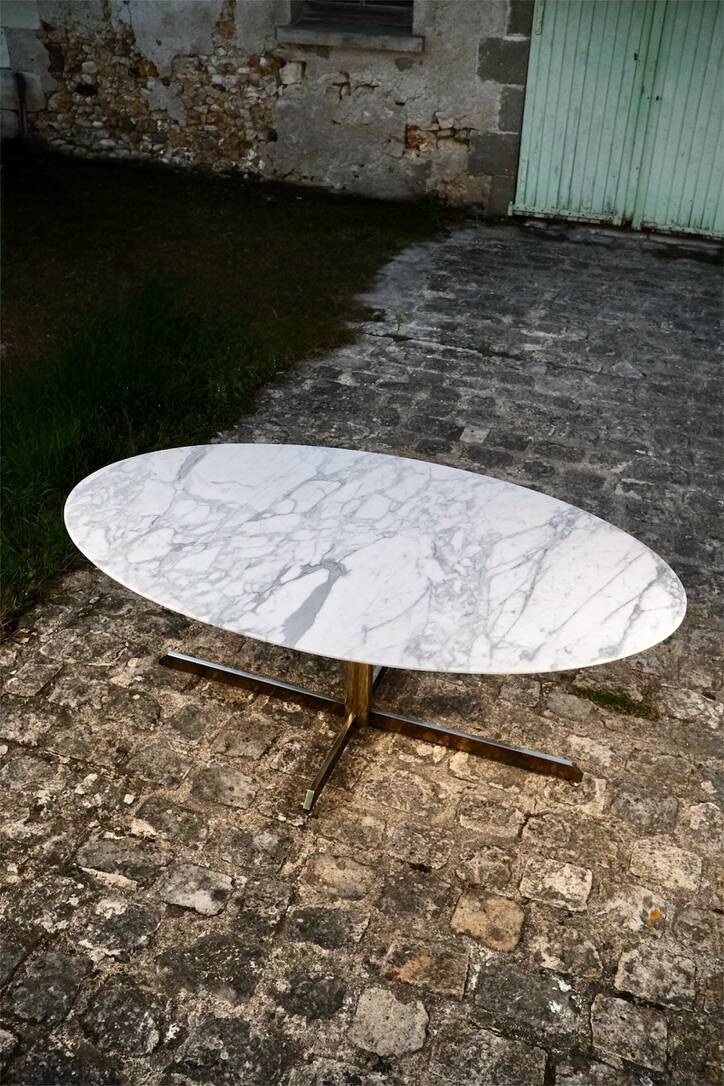 Super Malta marble and brass dining table, Roche Bobois, 1980s
