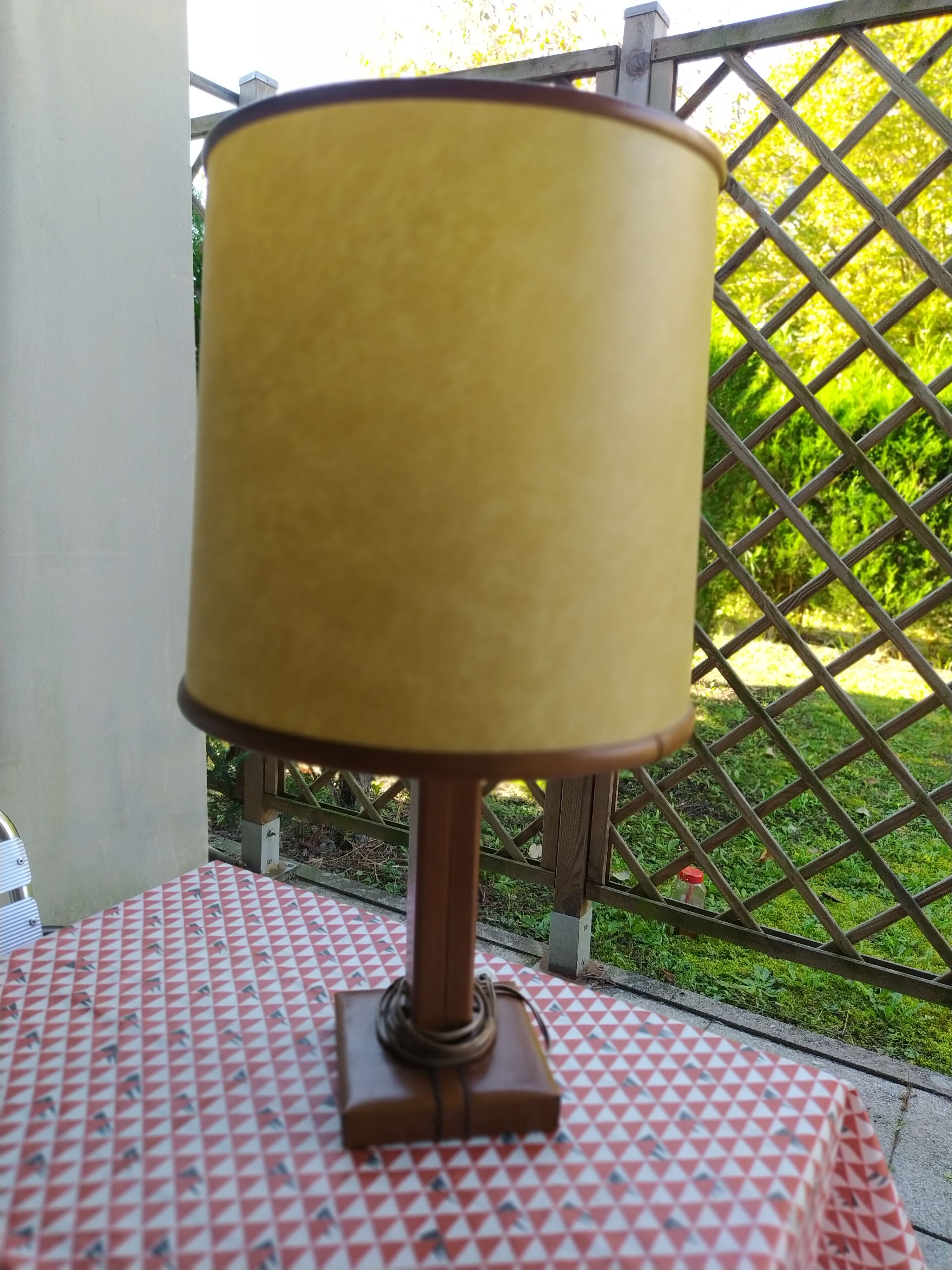 Le Tanneur desk lamp