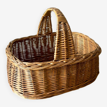 Panier en osier tressé