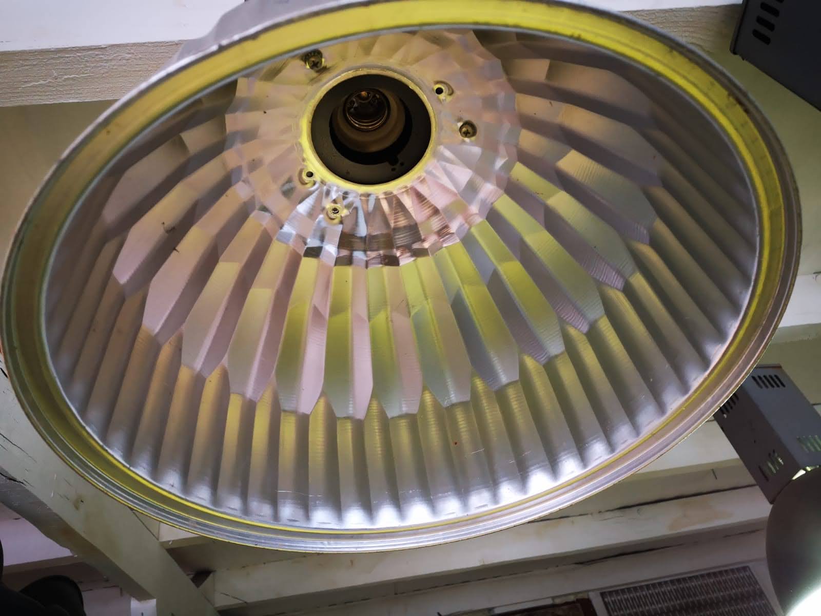 Black and metal industrial hanging lamp