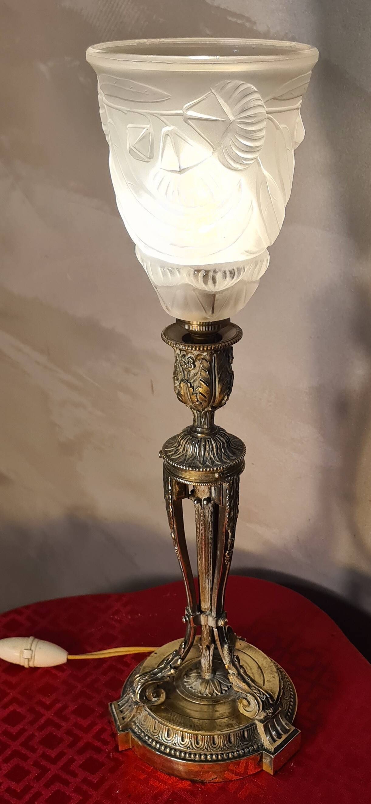 19th century chiseled bronze lamp