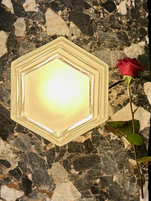 Impressive Art Deco building lamp