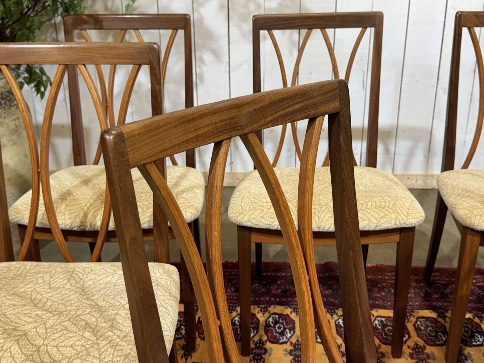 Set of 6 teak chairs from the English brand G-Plan from the 1970s.