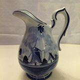 Delft pitcher