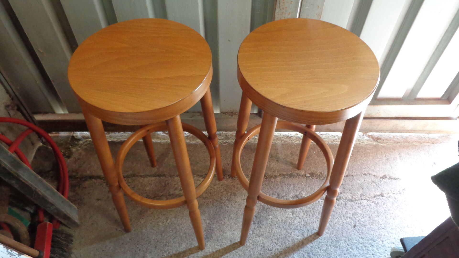 Paire de tabourets hauts Baumann