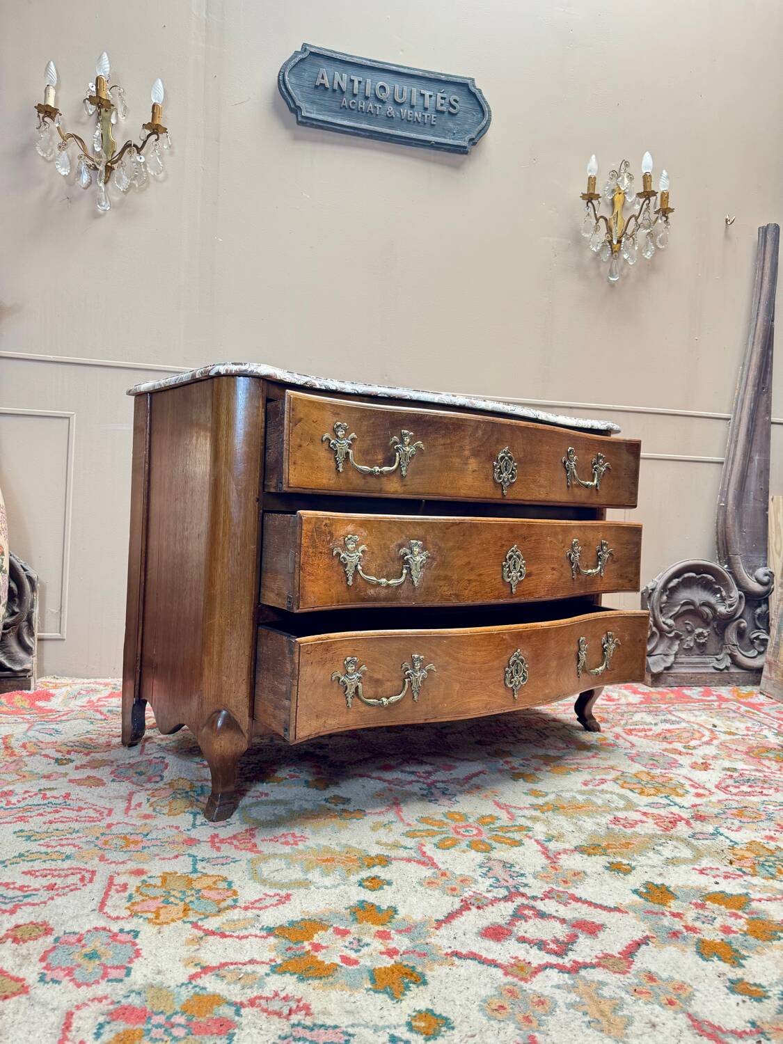 Mahogany chest of drawers, Louis XV period, 18th century