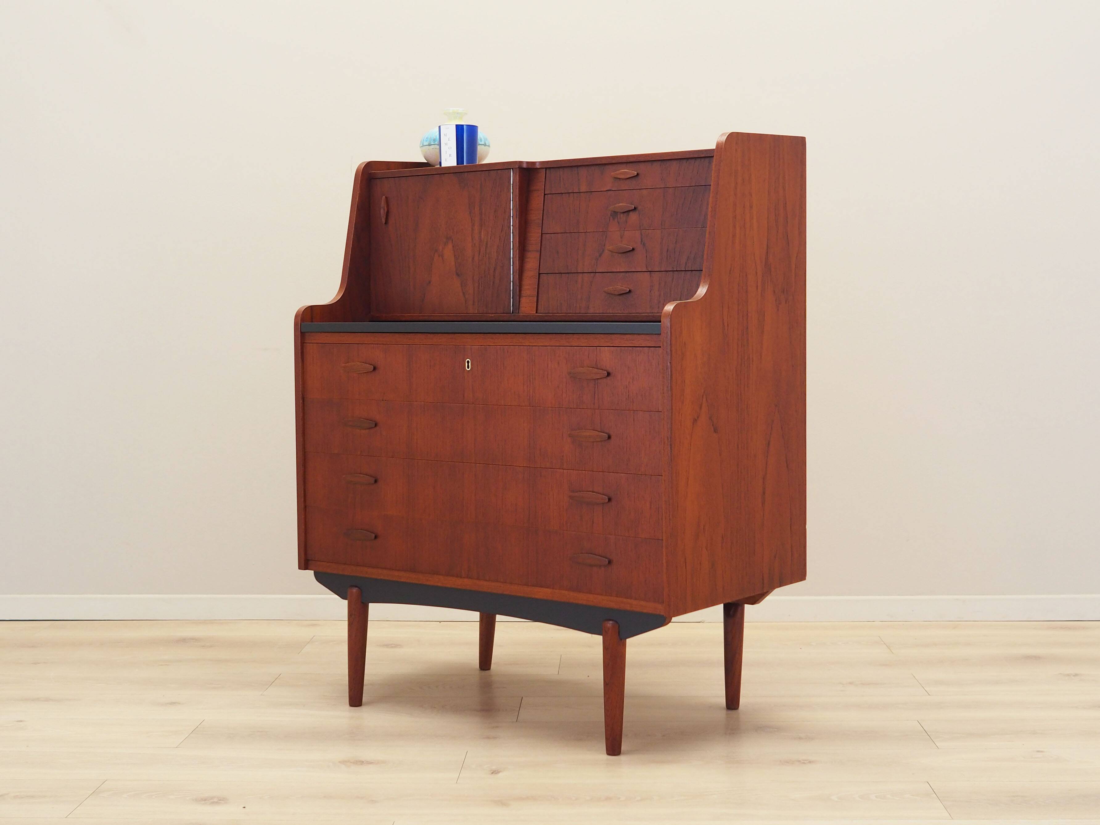 Secrétaire en teck, design danois, années 1970, production : Danemark