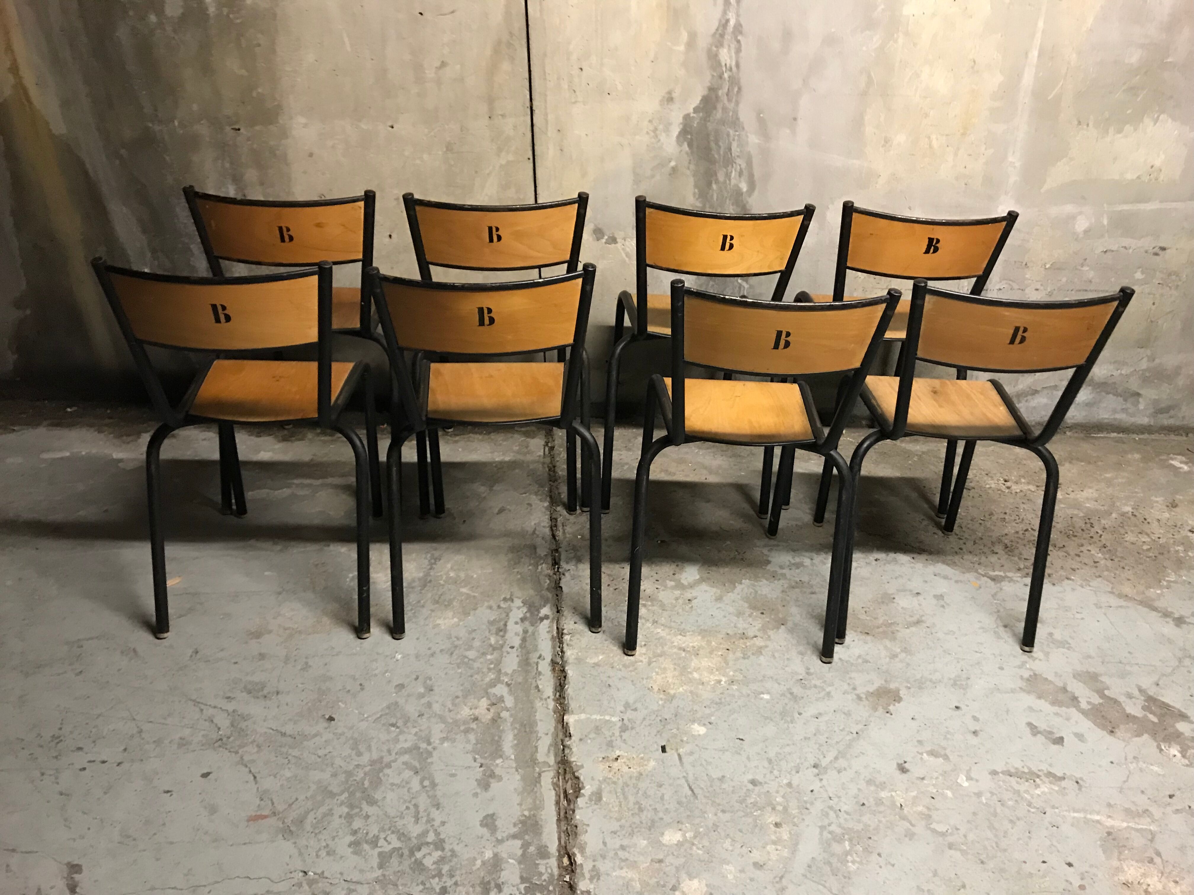8 mulcca vintage school chairs
