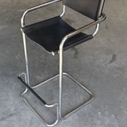 Tabouret de bar vintage en cuir noir et chrome, Italie