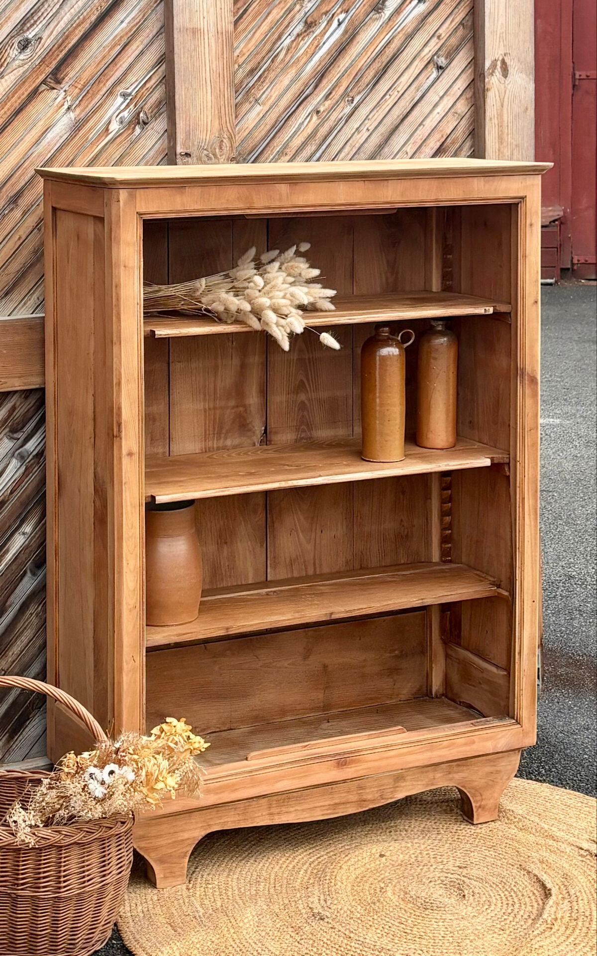 Ancient solid wood sideboard: bookshelf cabinet