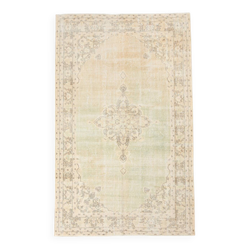 5x9 Light Green Classic Turkish Vintage Rug, 168x270Cm