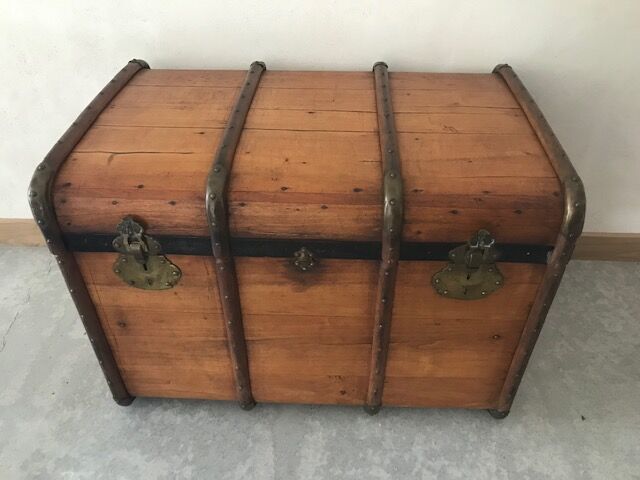 Wooden trunk