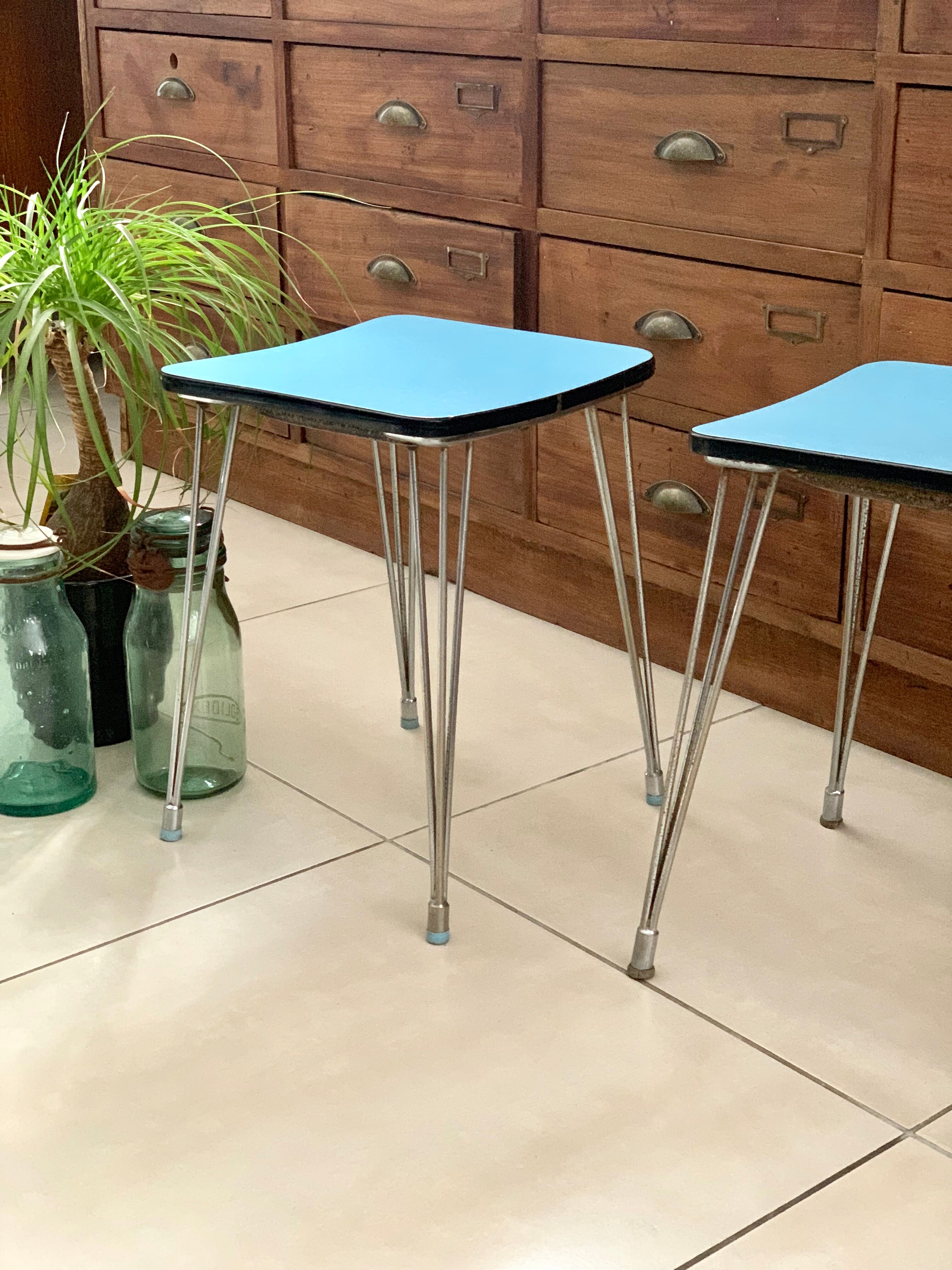 Tabouret formica pieds eiffel vintage