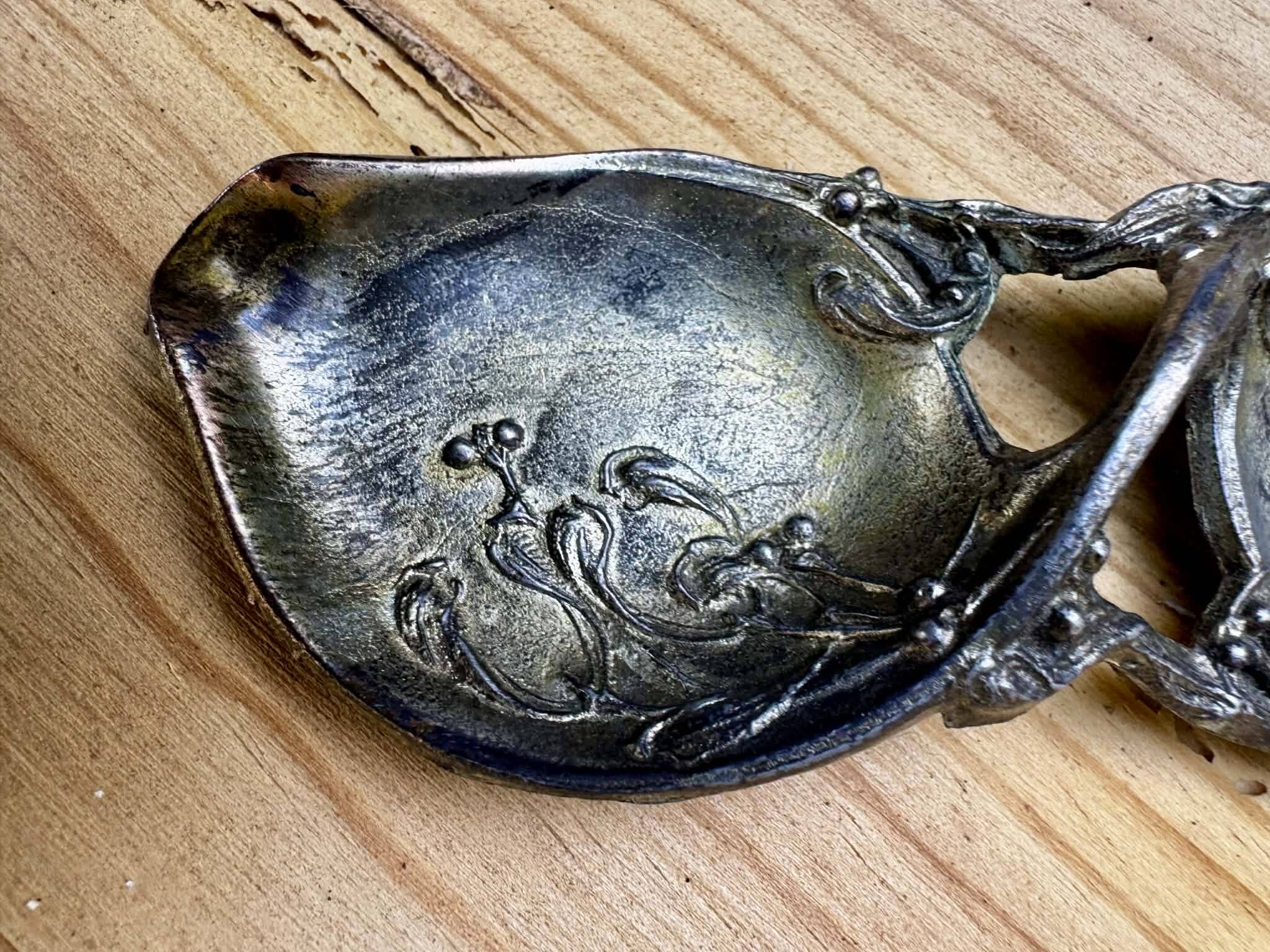 Double silvered bowl signed Derriey Art Nouveau