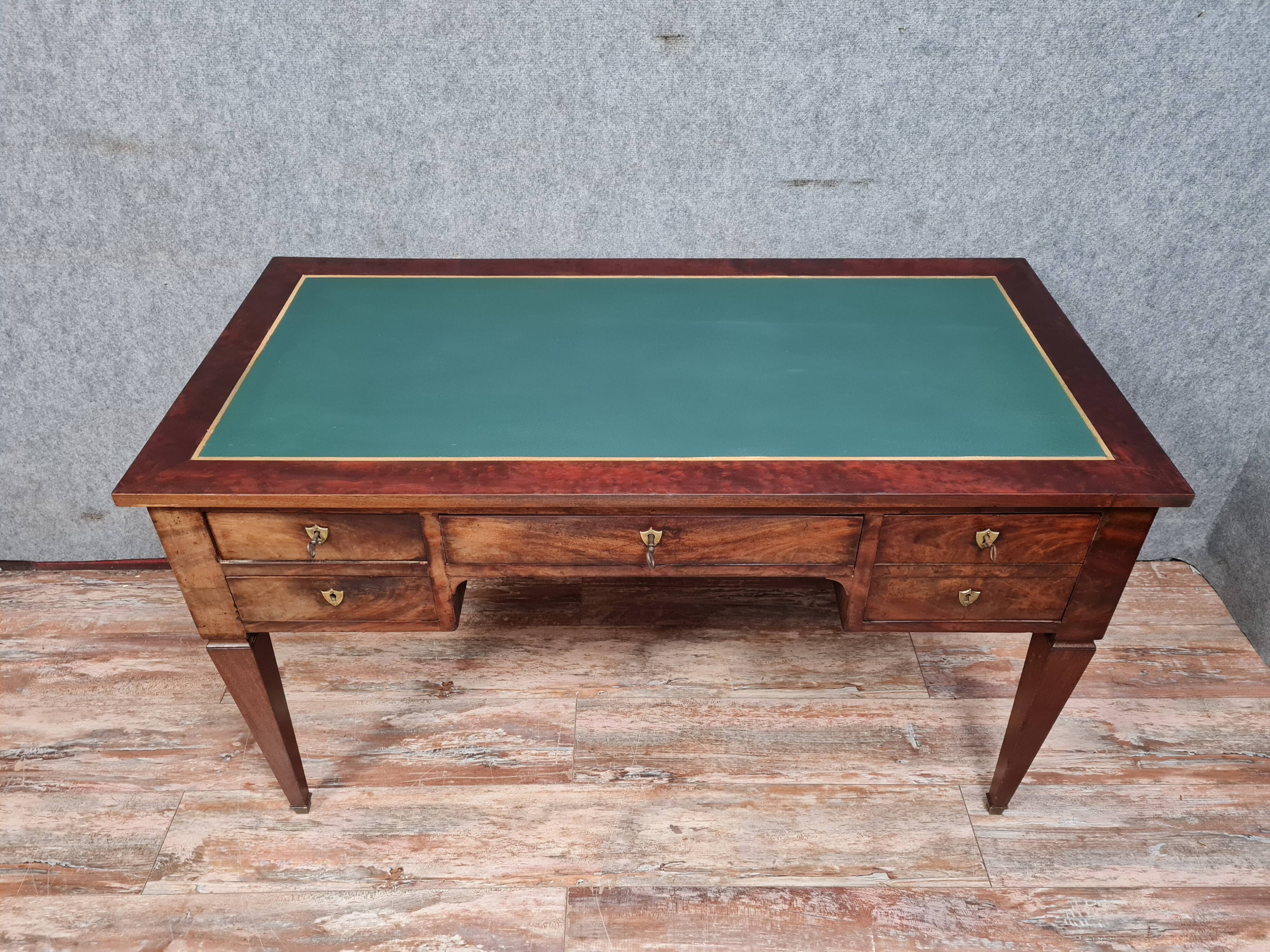 Louis XVI double-sided center office in mahogany around 1850