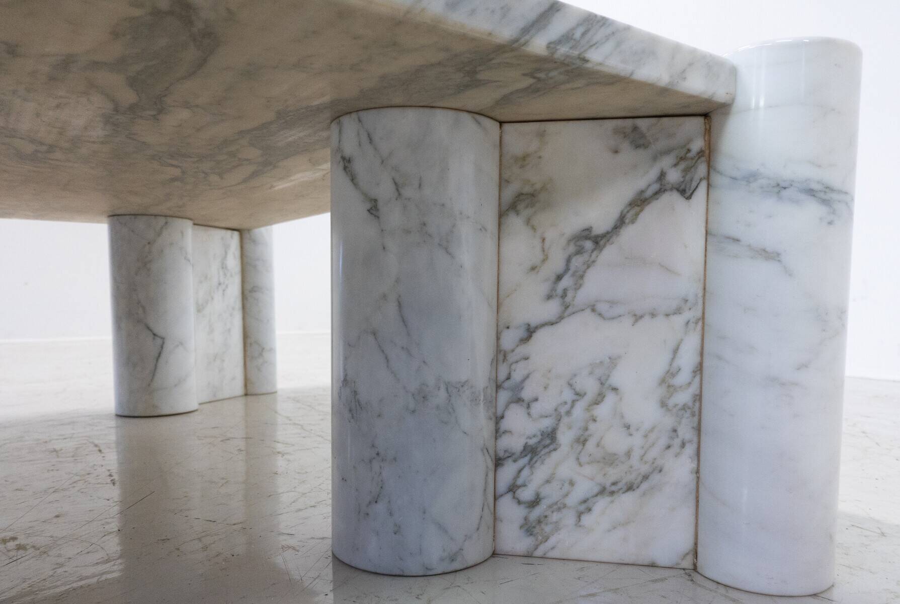 White Carrara Marble Jumbo Coffee Table by Gae Aulenti for Knoll Inc, 1960s