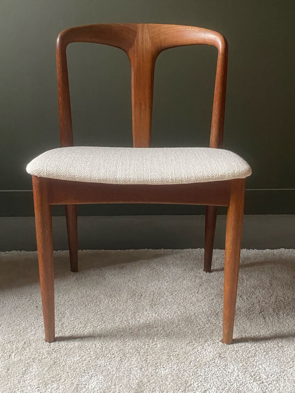 Pair of Juliane chairs by Johannes Andersen for Vamo Sønderborg