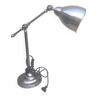 Metal lamp