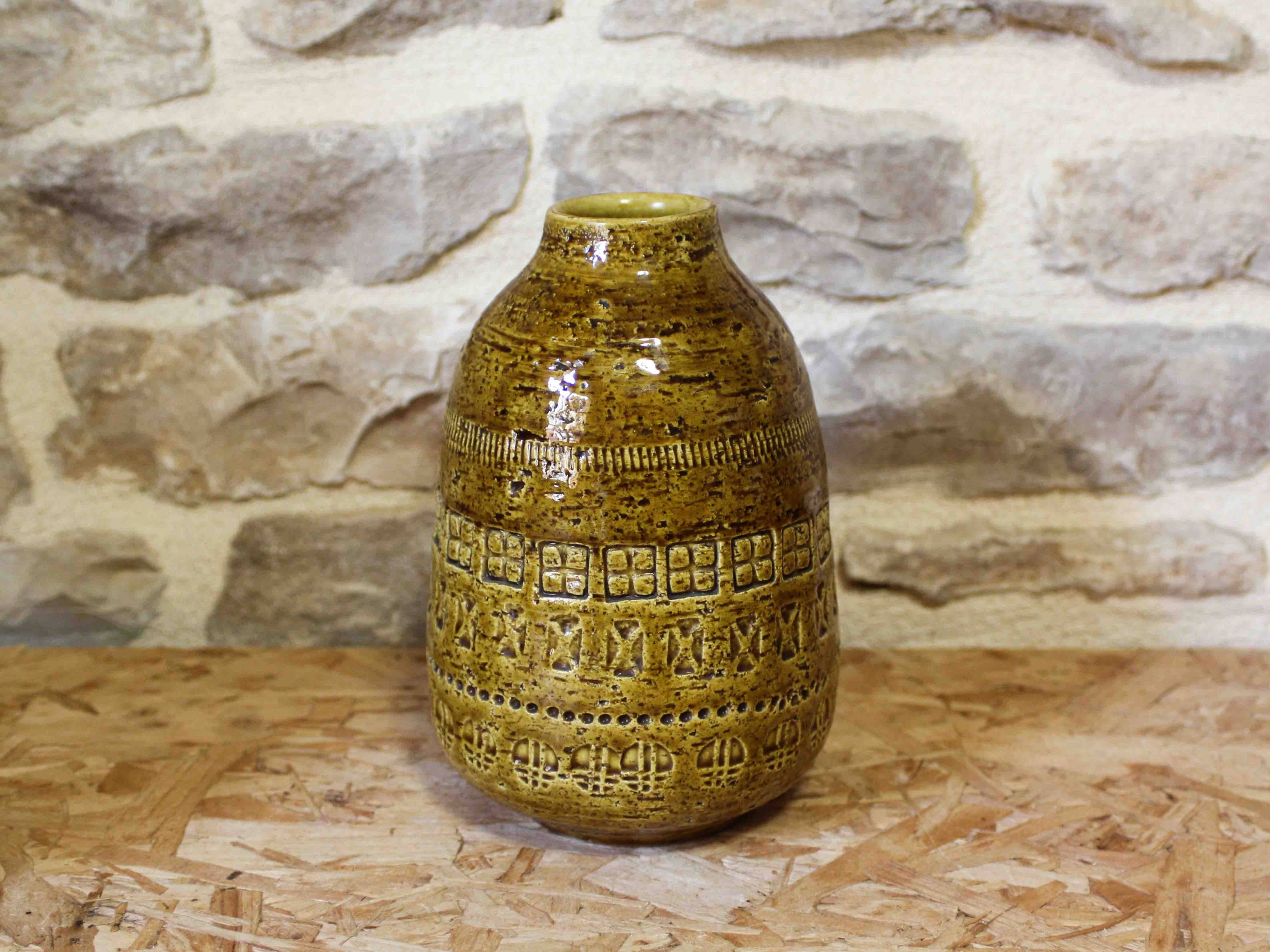 Ceramic vase glazed by Aldo Londi for Bitossi