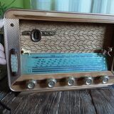 Old vintage radio set