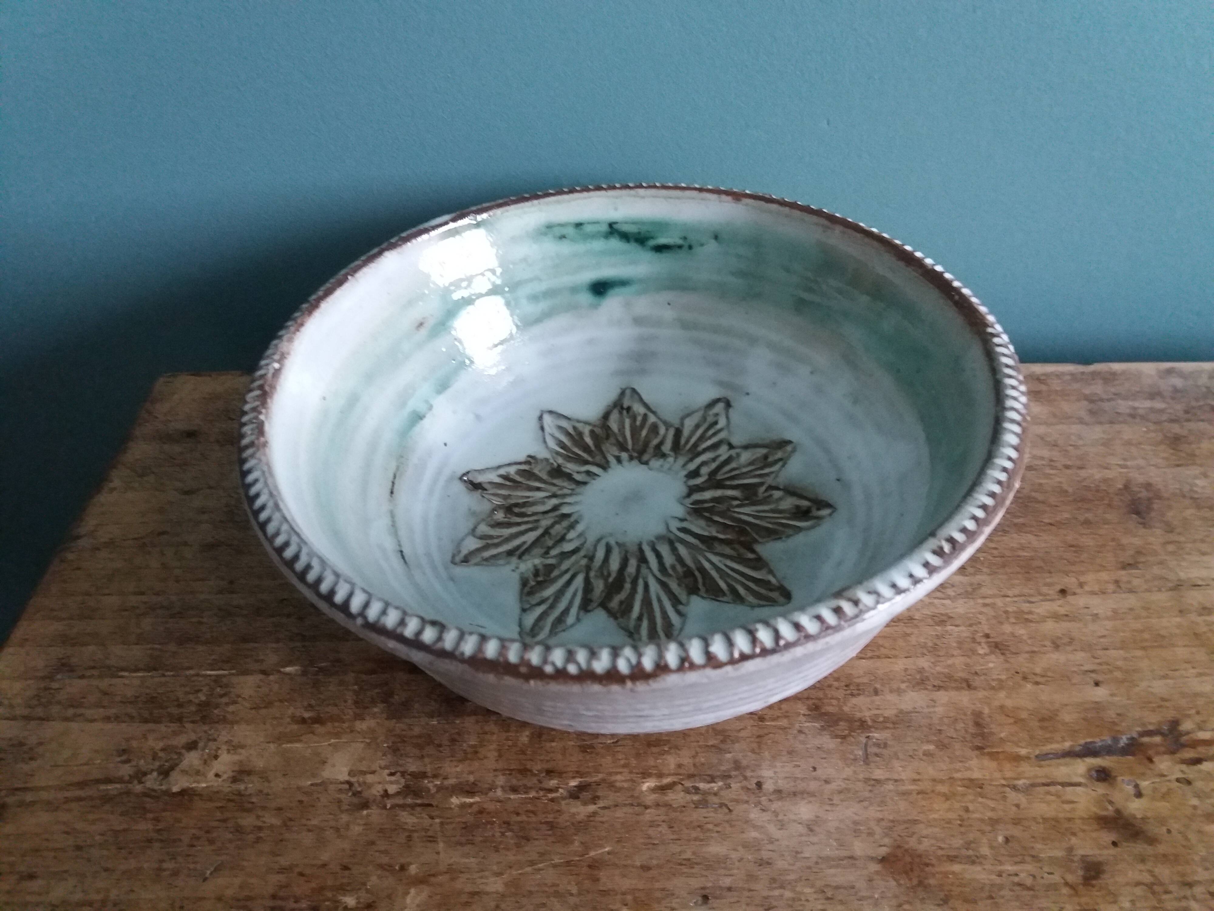 Albert Thiry Vallauris stoneware bowl