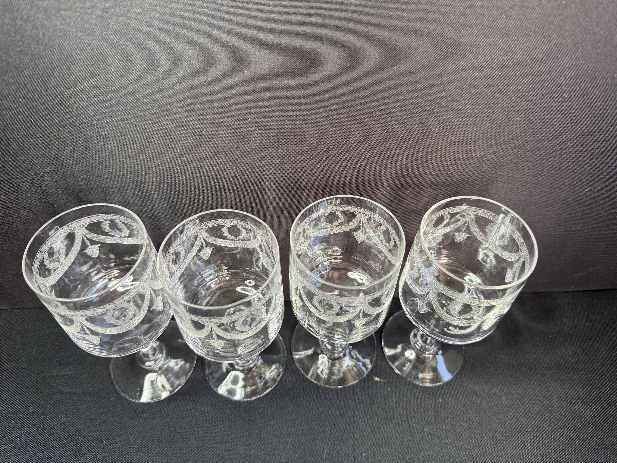 4 Water glasses – Guilloché crystal – Art Nouveau