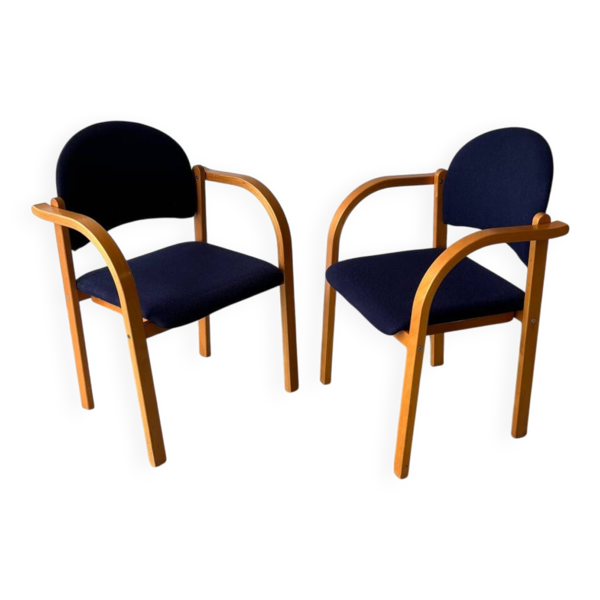 Série de deux chaises empilanle en hêtre courbé style scandinave IKEA — Beyit