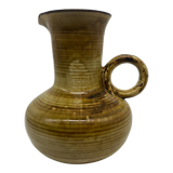Brutalist pitcher