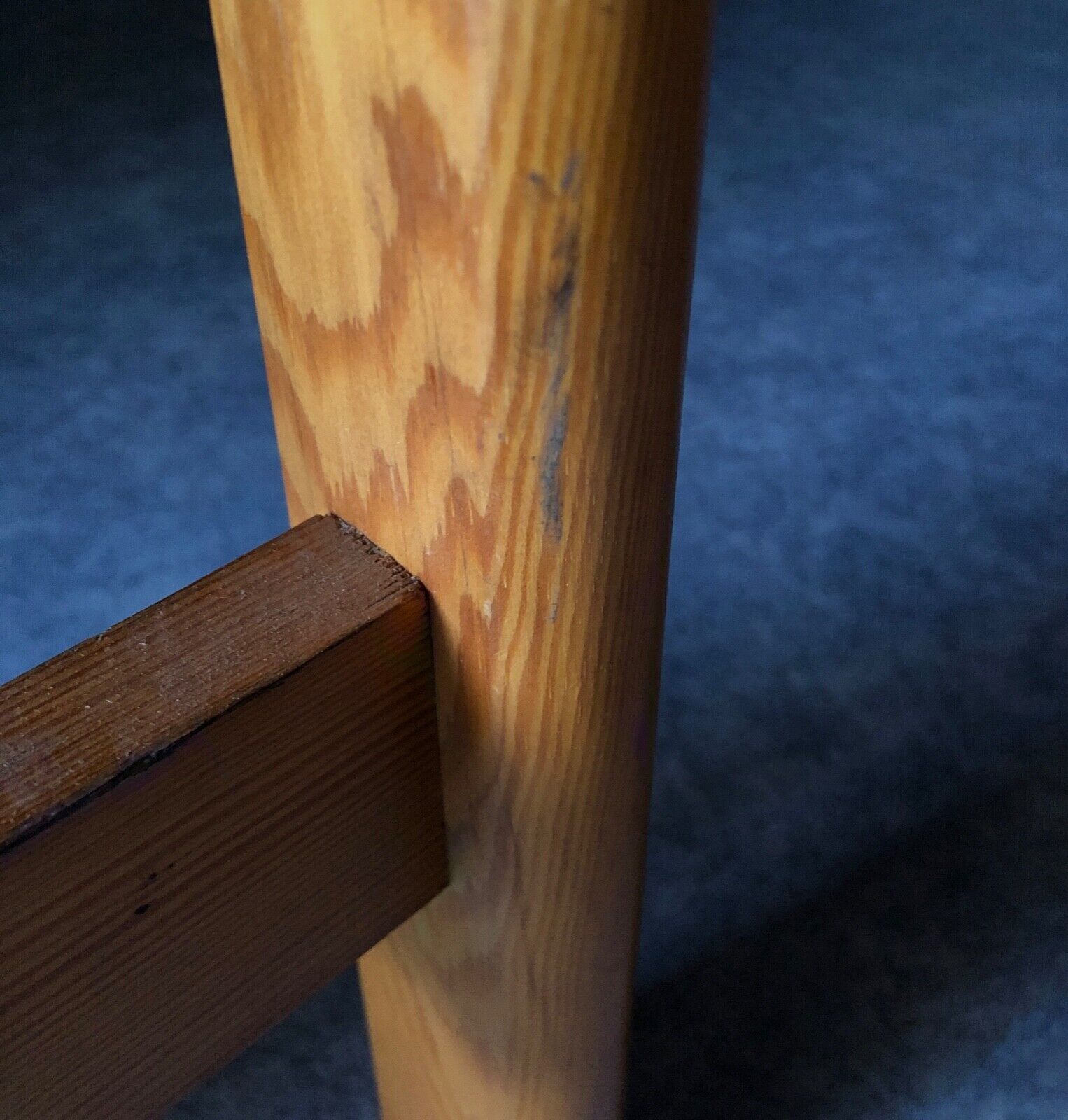 Suite of 4 1970 pine stools with wings