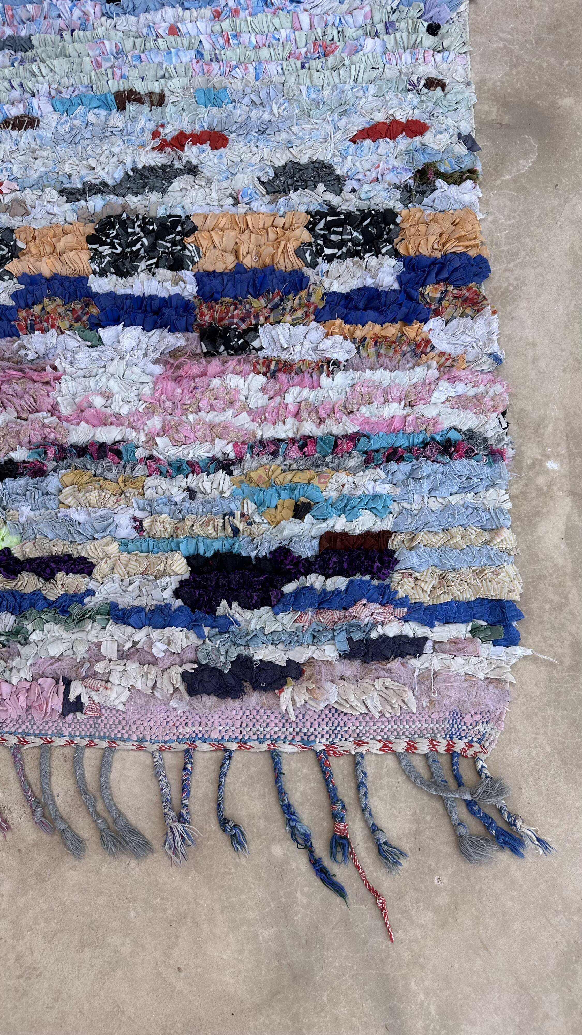 Moroccan boucherouite carpet - 128 x 185 cm