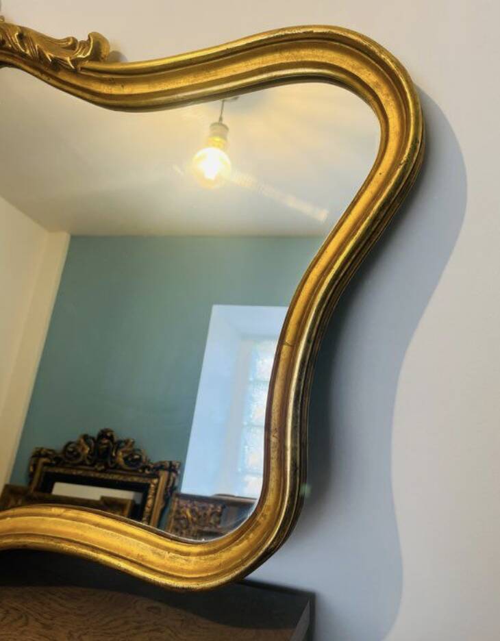 Vintage gold baroque mirror – 107 × 83 cm – authentic